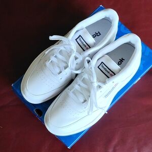 *NEW* NWOT Vintage White Classic Reebok Men's Shoes Size 8.5